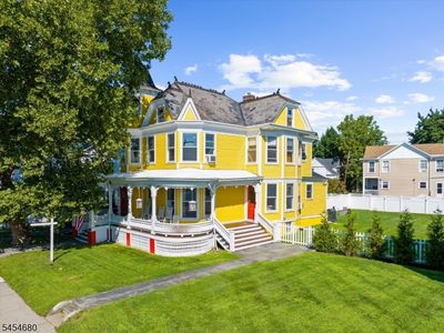 110 W Washington Ave