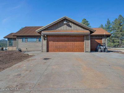 2811 Bogey Dr