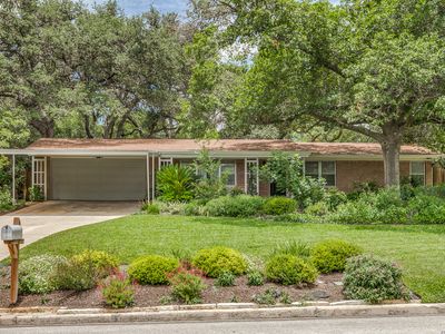 2811 Chisolm Trl