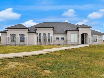 5692 Mile 17 Rd E #1/2