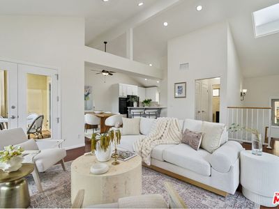 535 E Walnut Ave APT B