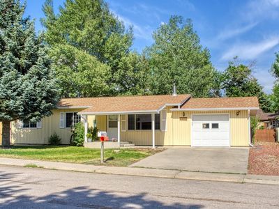 Property at 1307 Ohenry Dr, Gillette, WY