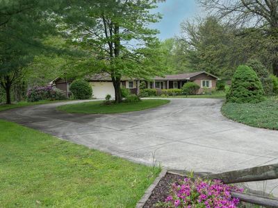 Property at 111 Patricia Dr, Beaver Falls, PA