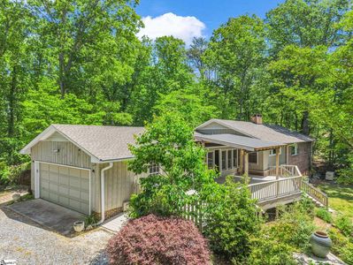 7 Hearthstone Ln