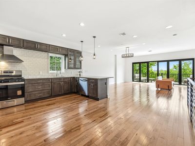 107 Mountain Rd