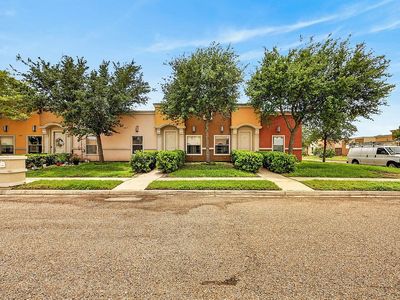 3152 Regal Dr