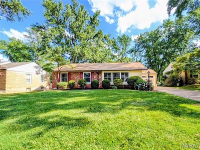 458 Woodlawn Estates Dr