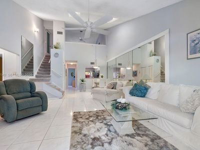 462 SE 14th St