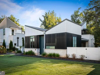 135 Arcadia Ave