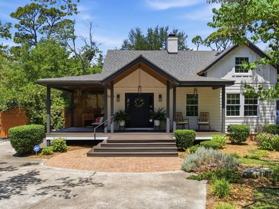 5625 Pinckney Ave.