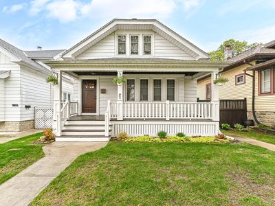 1232 S 74th STREET