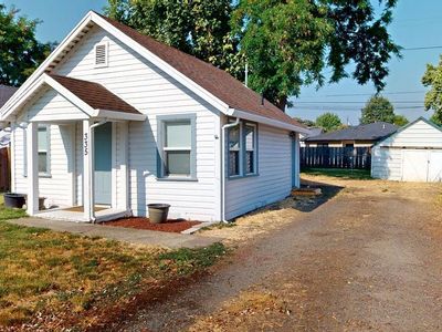 335 Marie St