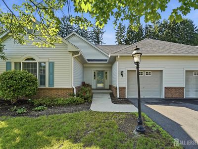 4 Empress Ct