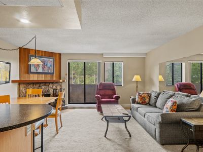 611 Village Road UNIT 23220