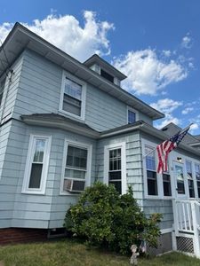 15 Academy Ave