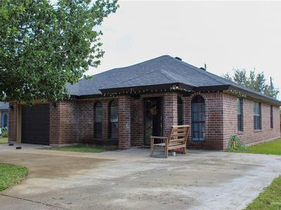 302 Hinojosa Dr
