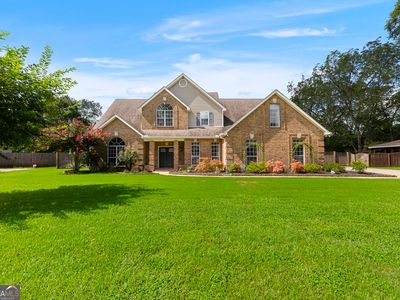 102 White Columns Dr