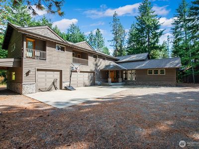 560 Evergreen Valley Loop