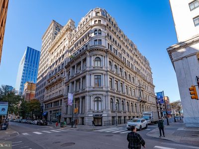 1001 Chestnut St #705E