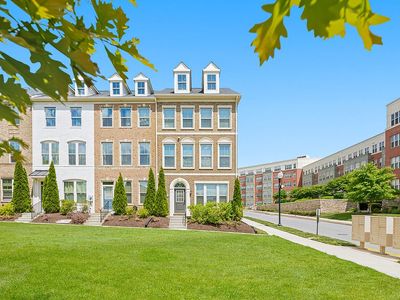 Property at 3738 Commodore Joshua Barney Dr NE, Washington, DC