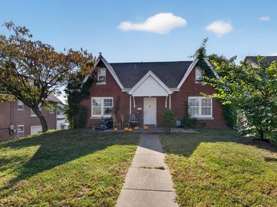 809 Jackson St