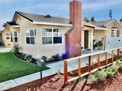 2359 Golden Ave
