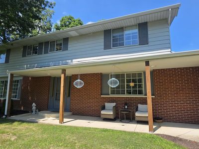 2133 Beechmont Dr