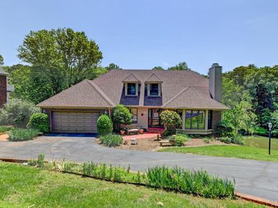 114 Sailview Dr