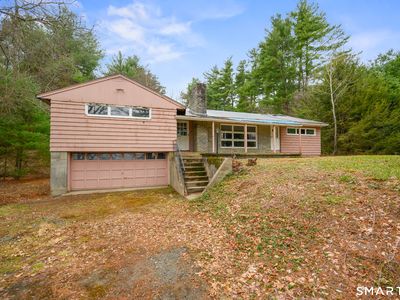 80 West Stafford Road