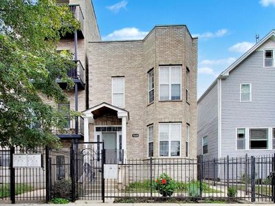 3614 W Shakespeare Ave
