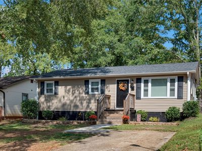 130 Everett St