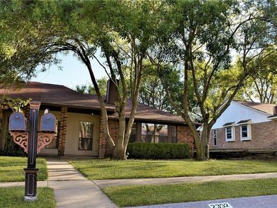 2332 Chestnut Way