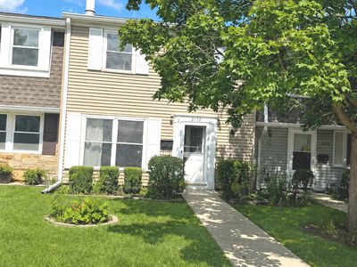 Property at 2110 Stanley Ct, Schaumburg, IL