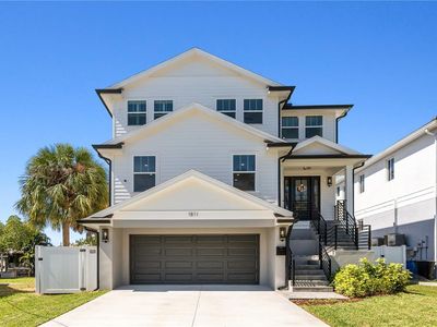 1811 Bayou Grande Blvd NE