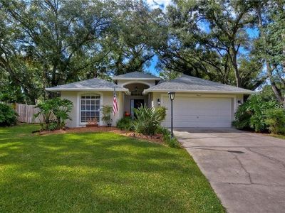 4611 Hidden Shadow Dr