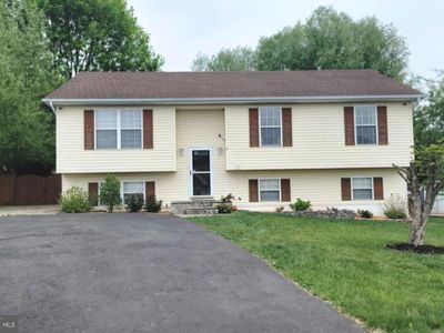 620 Clubhouse Way