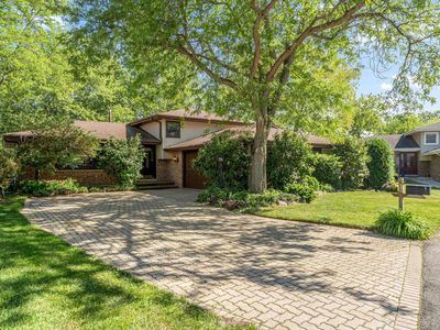 1093 Poplar Ct