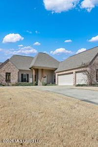 204 Stone Creek Dr