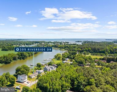 205 Riverside Dr