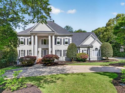 120 Thornblade Blvd
