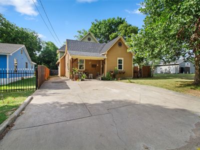 105 E Linden St