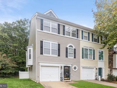 8011 Apple Valley Dr