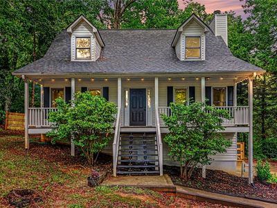 223 Hawkins Farm Cir
