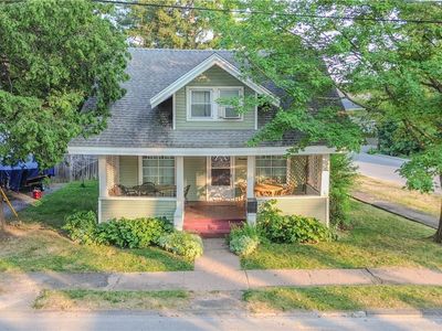 17 Crossmon St