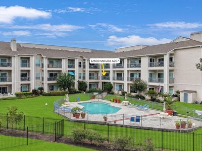 12800 Melville Dr APT A207