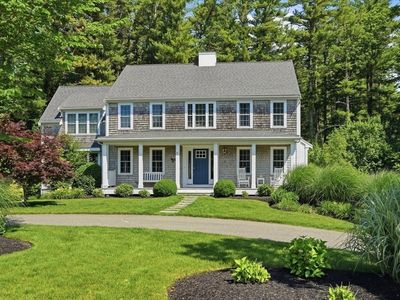 7 Fountain Knoll Ln