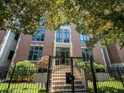 459 N Green St Unit 2S