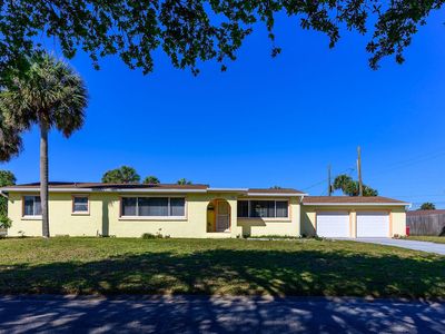 129 Country Club Dr