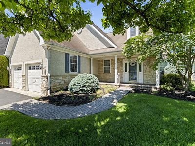 17 Goldenrod Ln