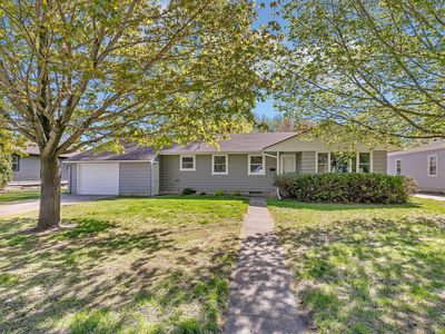 Property at 709 S Miller Ave, Litchfield, MN